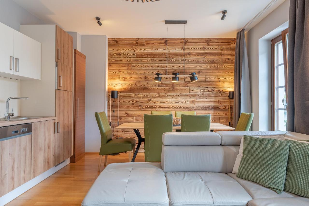 Post Residence Apartments By All In One Apartments Цел ам Зее Екстериор снимка