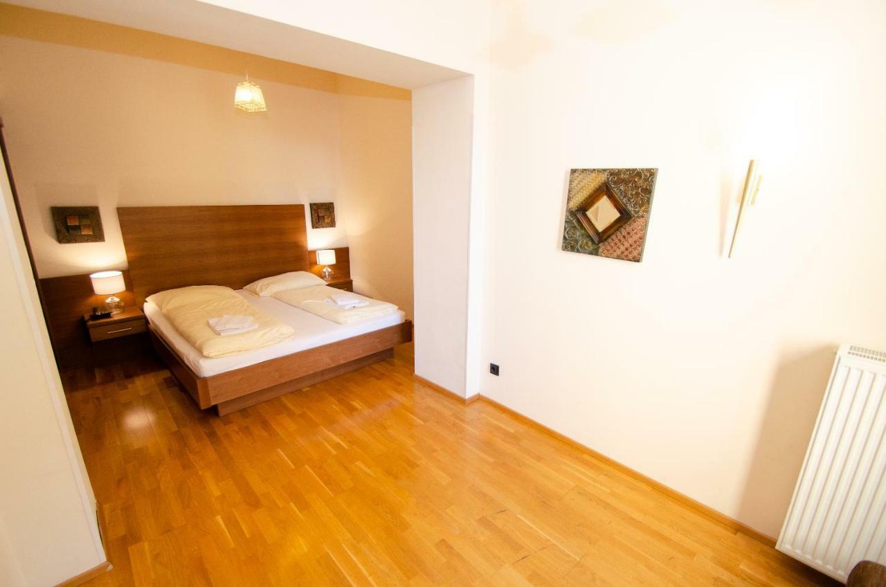 Post Residence Apartments By All In One Apartments Цел ам Зее Екстериор снимка